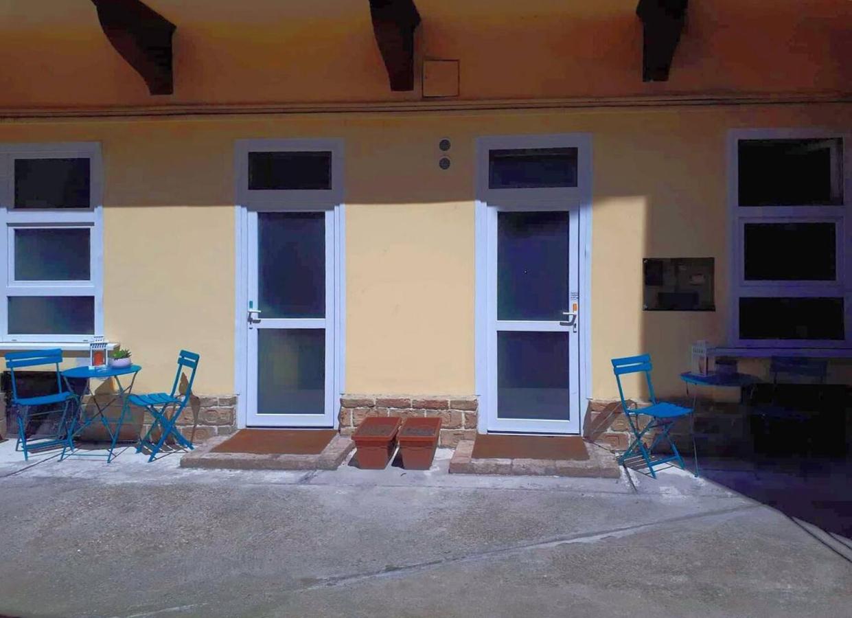 Modern Stylish 2 Bedroom Holiday Apartment Budapest Exterior photo